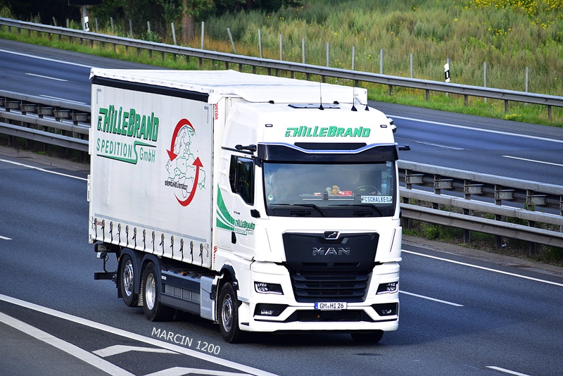 _DSC8409 G.HILLEBRAND-crop-MAN TGX II Optiview.JPG