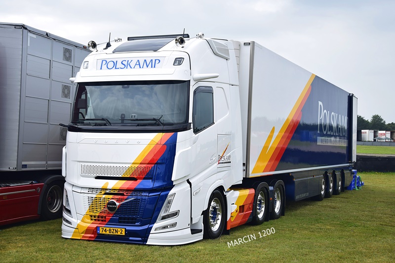 _DSC1440 POLSKAMP-crop-VOLVO FH AERO.JPG