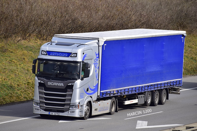 _DSC2790 AUTOKADO-crop-SCANIA S460.JPG