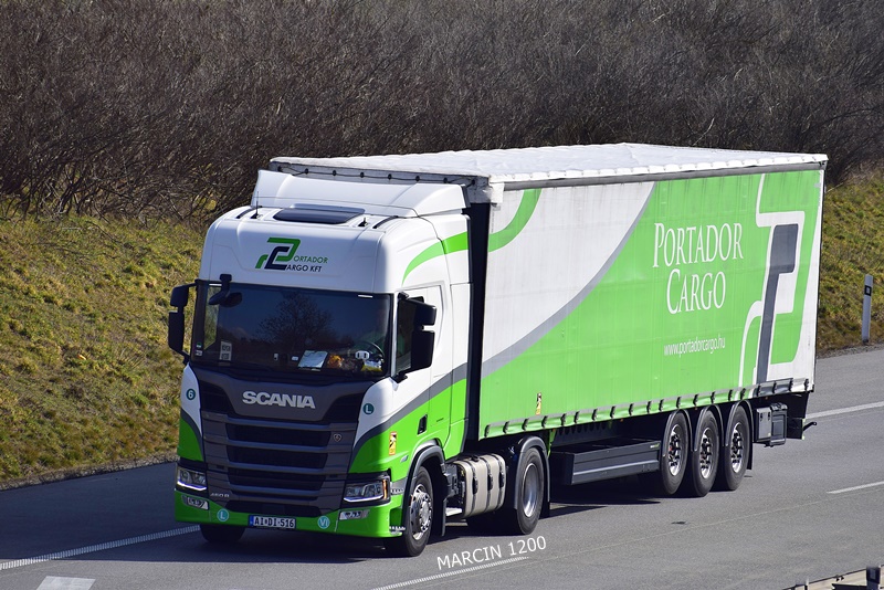 _DSC2340 PORTADOR CARGO KFT-crop-SCANIA R460 NG.JPG