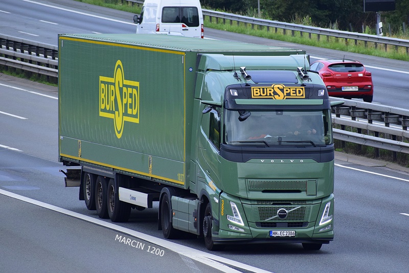 _DSC8486 BURSPED-crop-VOLVO FH AERO.JPG