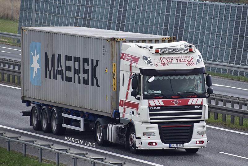 _DSC4823-crop-RAF-TRANS-DAF XF 105 SSC.JPG