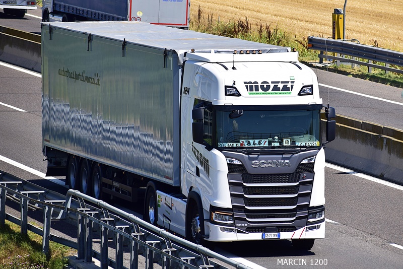 _DSC6096-crop-MOZZI-SCANIA S500.JPG