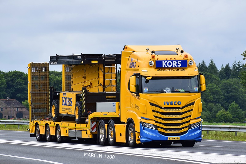 _DSC0182 KORS-crop-IVECO S-WAY.JPG
