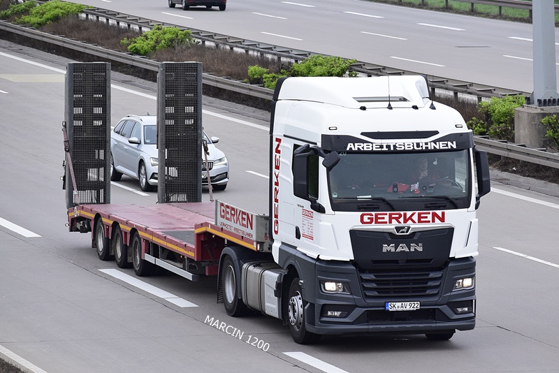 _DSC5277 GERKEN-crop-MAN TGX II.JPG