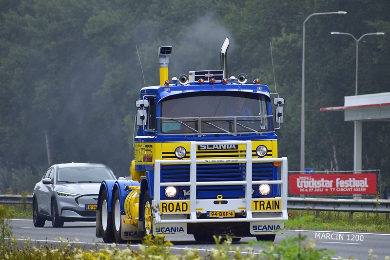 _DSC0553 SVEN BRAAM-crop-SCANIA 141 V8.JPG