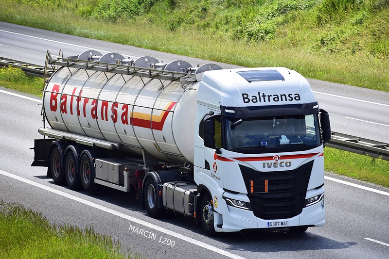 BALTRANSA-crop-IVECO S-WAY.JPG