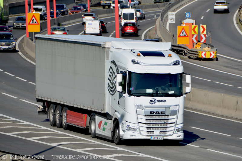 Daf XG_Bm Trans_3234.JPG