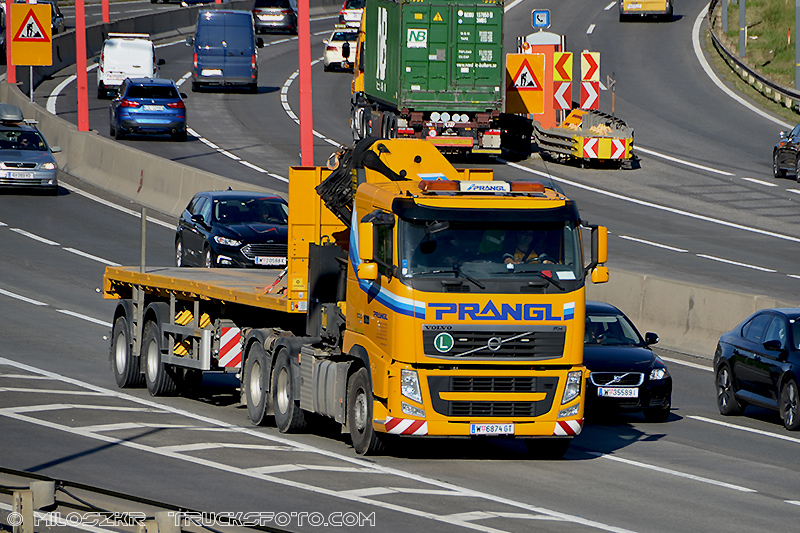 Volvo FH3_Prangl_3259.JPG