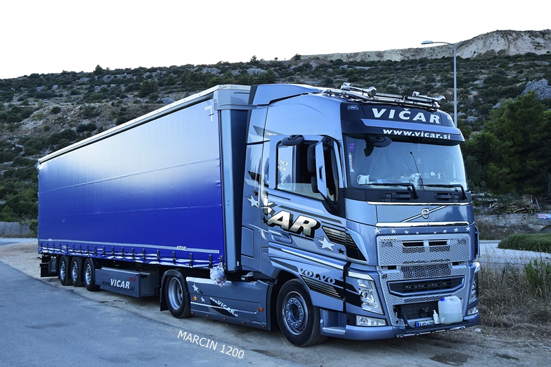 _DSC2299-crop- VIČAR-VOLVO FH4.JPG