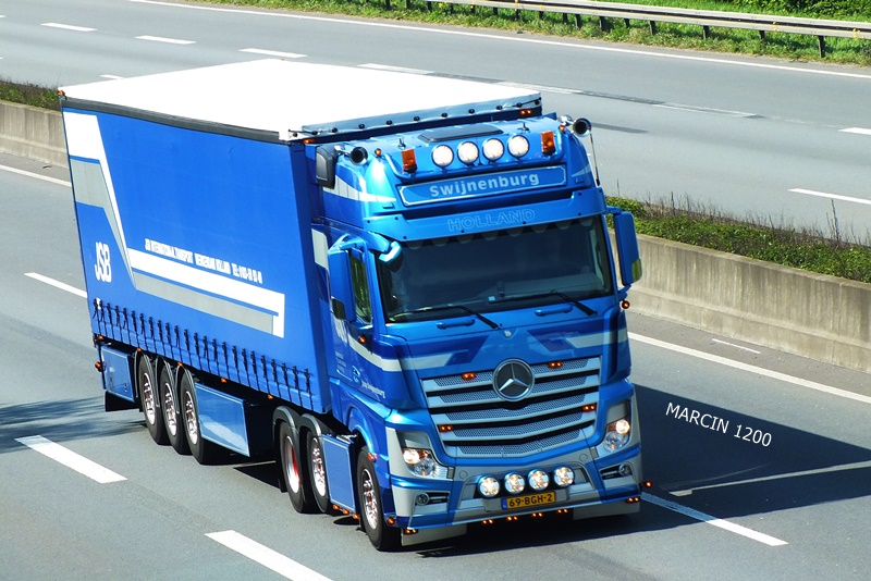 DSCF5087-crop-JSB Swijnenburg-ACTROS MP4.jpg