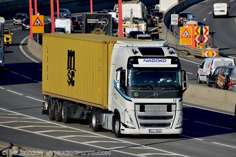 Volvo FH5_Nadoko_3487.JPG