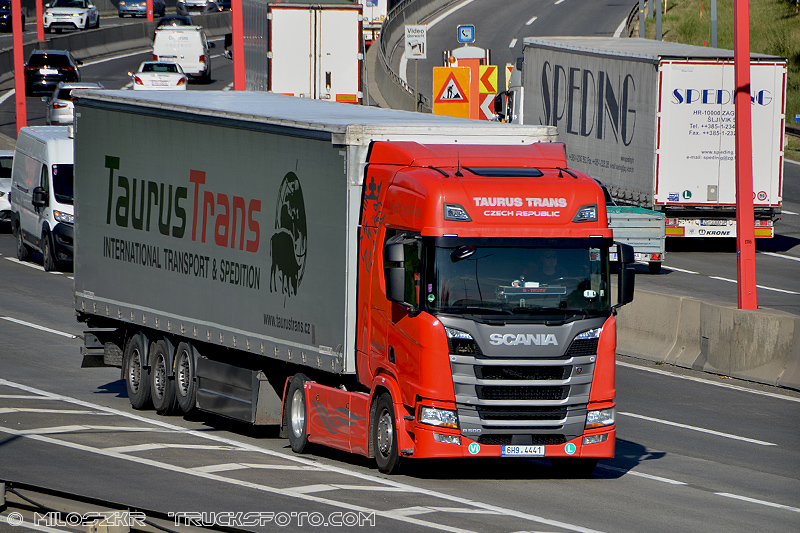 Scania_Taurus Trans_3214.JPG