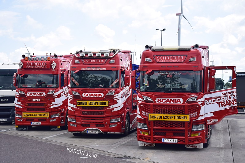 _DSC7773 SCHREFLER-crop-SCANIA S650 V8.JPG