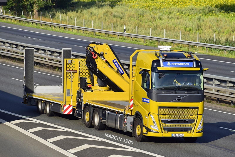 _DSC8384 DEPENBROCK-crop-VOLVO FH5.JPG