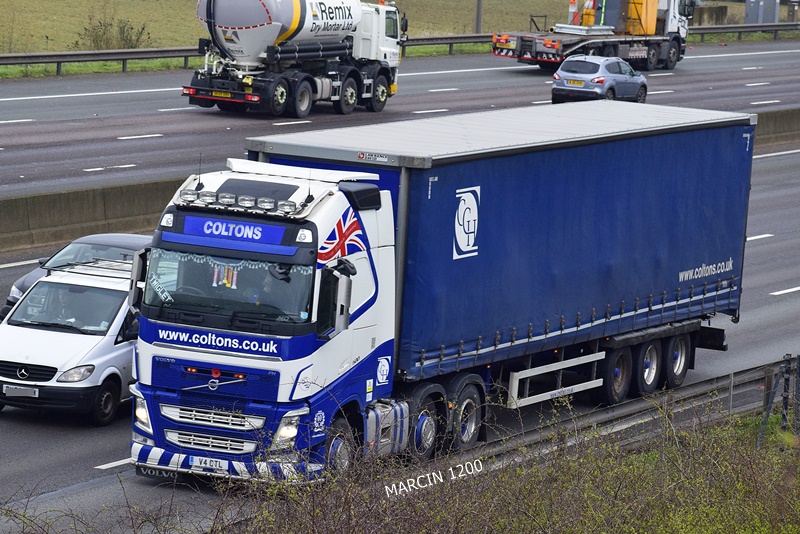 _DSC0339-crop-COLTONS-VOLVO FH4.JPG