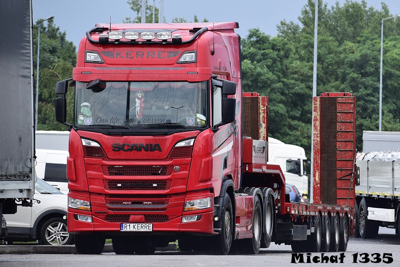 _DSC7359-crop-KERRE SCANIA.JPG
