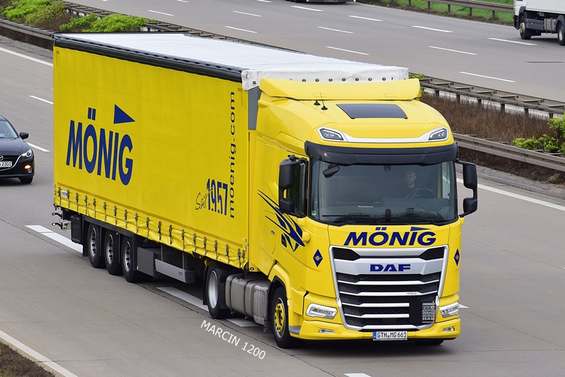 _DSC5452 MONIG-crop-DAF XG.JPG