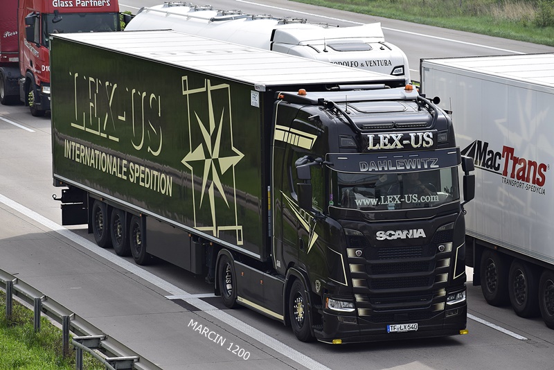 _DSC4491 LEX-US-crop-SCANIA S.JPG
