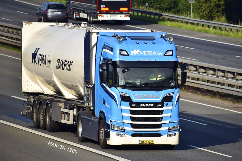 _DSC8373 HOVETRA-crop-SCANIA S460.JPG