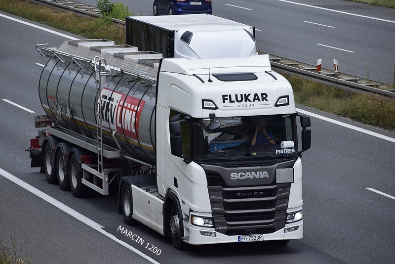 FLUKAR-crop-SCANIA R460 NG.JPG