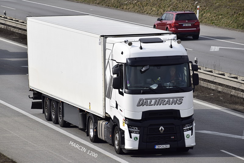 _DSC2859 DALITRANS-crop-RENAULT RANGE-T EVO.JPG