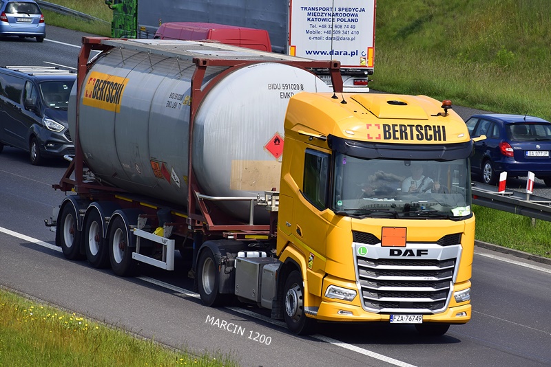 BERTSCHI (2)-crop-DAF XF.JPG