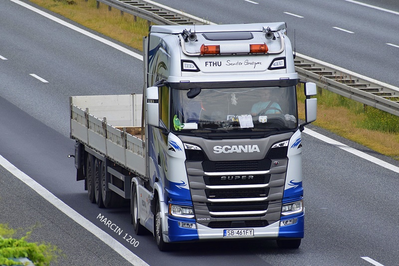 FTHU SZUSTER GRZEGORZ-crop-SCANIA S500.JPG