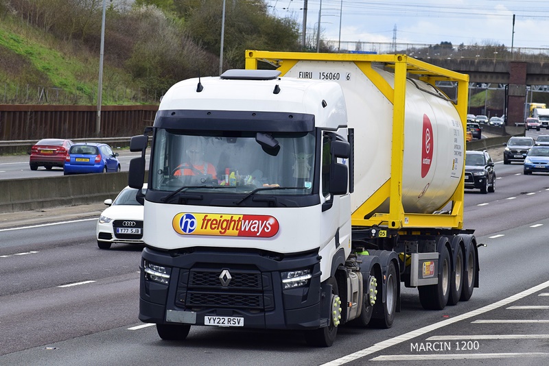 _DSC0655-crop-H&P Freightways-RENAULT RANGE-T EVO.JPG