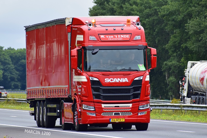 _DSC0439 W.van't ENDE-crop-SCANIA R NG.JPG