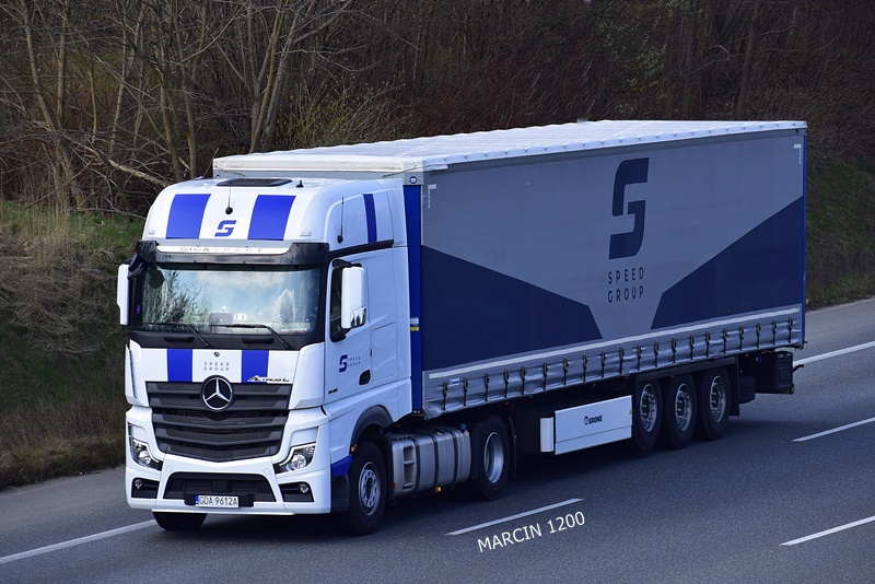 SPEED GROUP-crop-ActrosL MP5.JPG