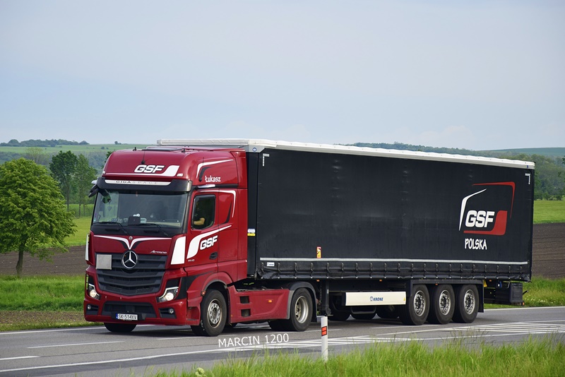 _DSC3051 GSF-crop-ACTROS MP5.JPG