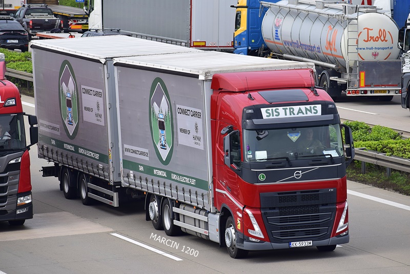 _DSC4688 SIS TRANS-crop-VOLVO FH5.JPG