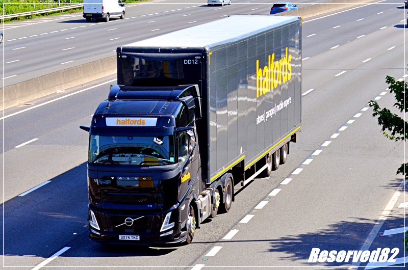 DSC_9587 Halfords.JPG