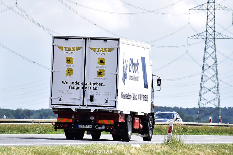 F89 (2)-crop- VOLVO-Gerd Peist -TAS GROUP.JPG