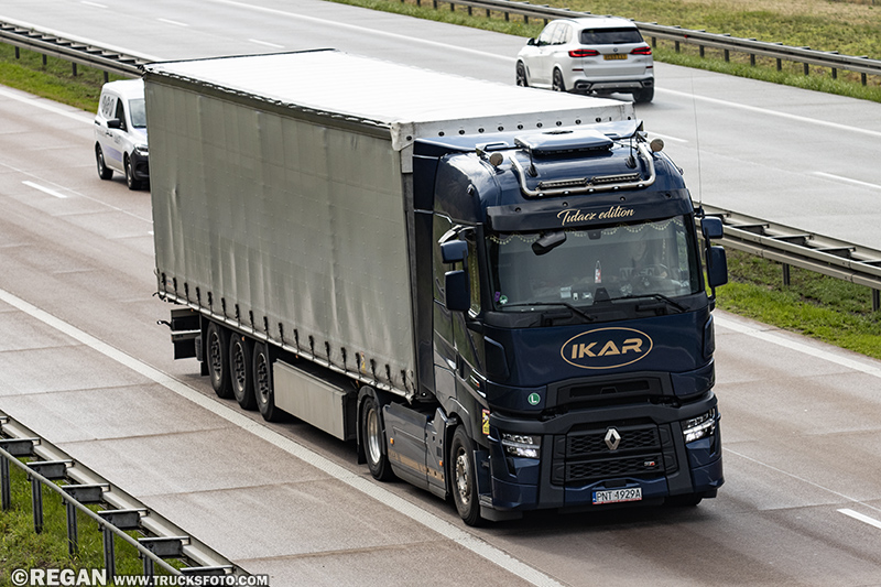 Renault Range T - Ikar.jpg