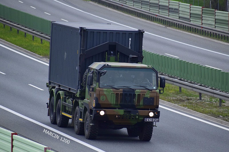 WOJSKO ZAGRANICA (4)-crop---.JPG