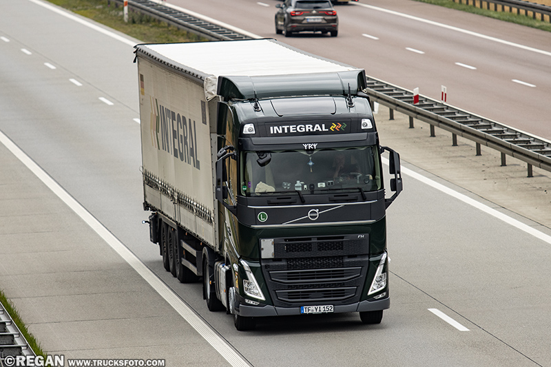 Volvo FH5 - Integral.jpg
