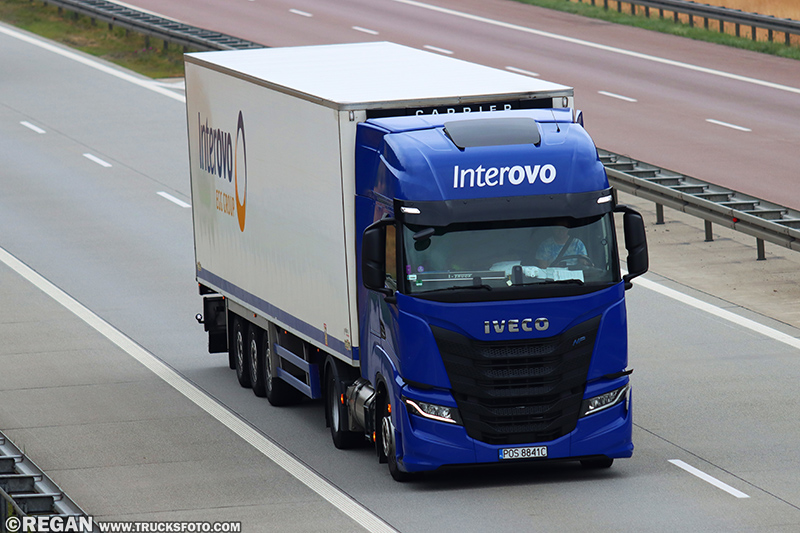 Iveco S-Way - Interovo.jpg