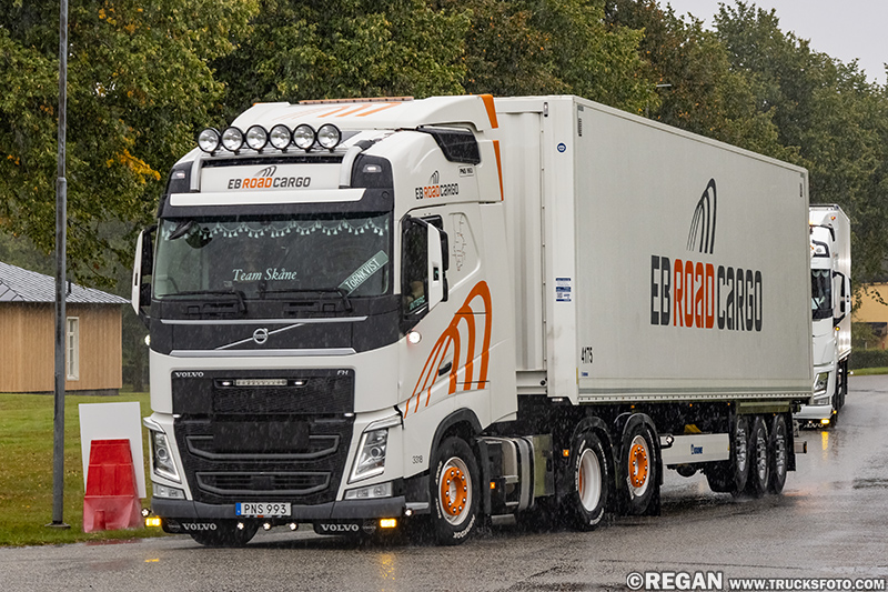 Volvo FH EB Road Cargo.jpg