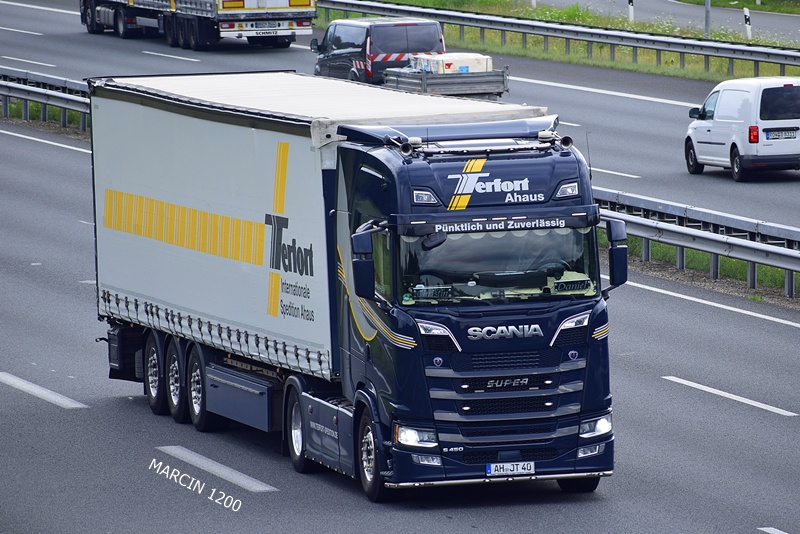 _DSC8889 TERFORT AHAUS-crop-SCANIA S450.JPG