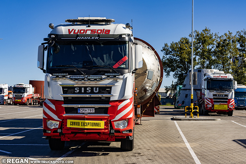 Sisu Polar 8x6 - Vuorsola.jpg