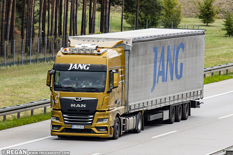 MAN TGX - Jang.jpg