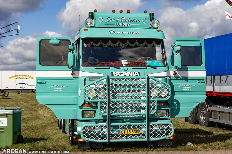 Scania 143M - Jakob Pedersen.jpg