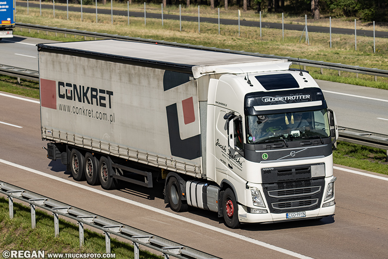 Volvo FH4 - Jacek Dębski.jpg