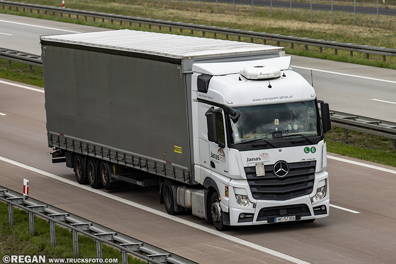 Mercedes-Benz Actros - Janas.jpg