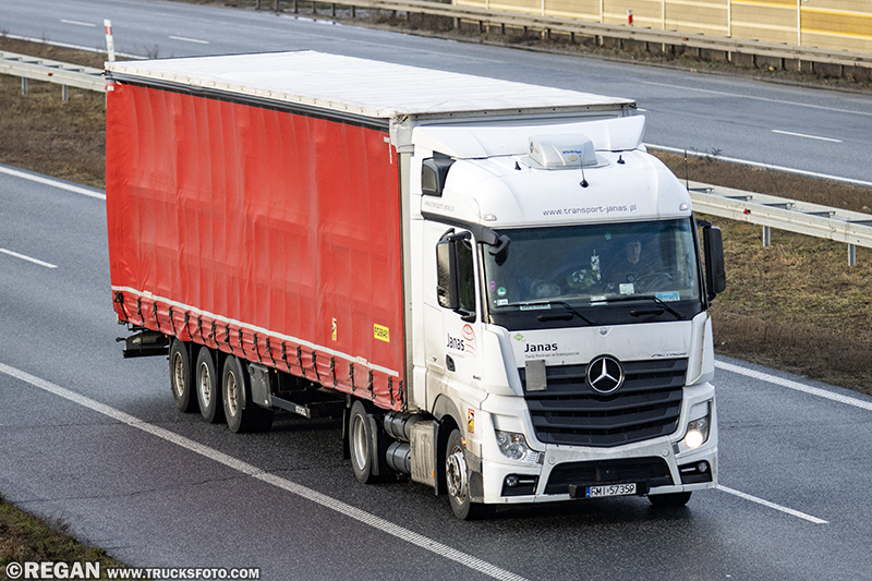 Mercedes-Benz Actros CNG - Janas.jpg