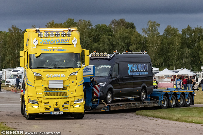 Scania S770 10x4 - Johansson grus & mark entreprenad.jpg