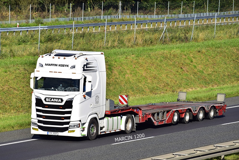 _DSC2057 MARTIN KOZYK-crop-SCANIA S.JPG