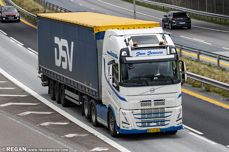 Volvo FH5 - Vognmand Jan Jensen.jpg
